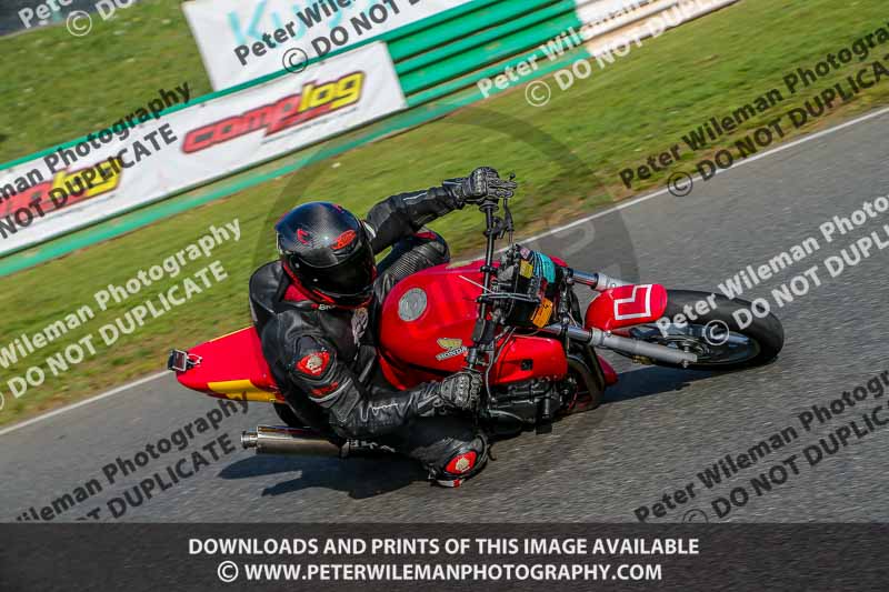 PJM Wedding Photography;enduro digital images;event digital images;eventdigitalimages;mallory park;mallory park photographs;mallory park trackday;mallory park trackday photographs;no limits trackdays;peter wileman photography;racing digital images;trackday digital images;trackday photos